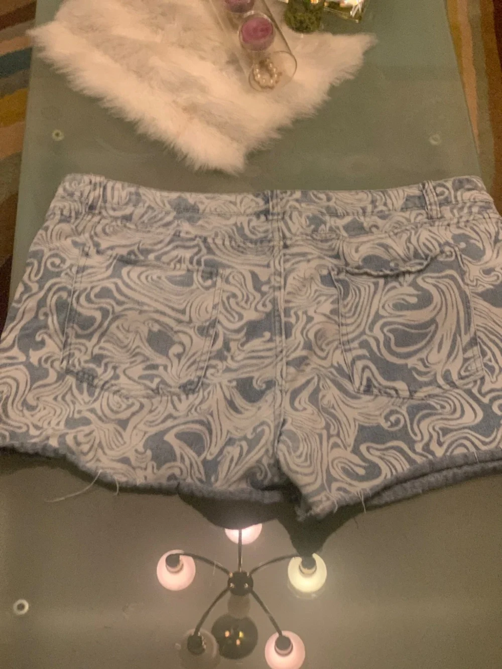 Shorts - Picture 3 of 3
